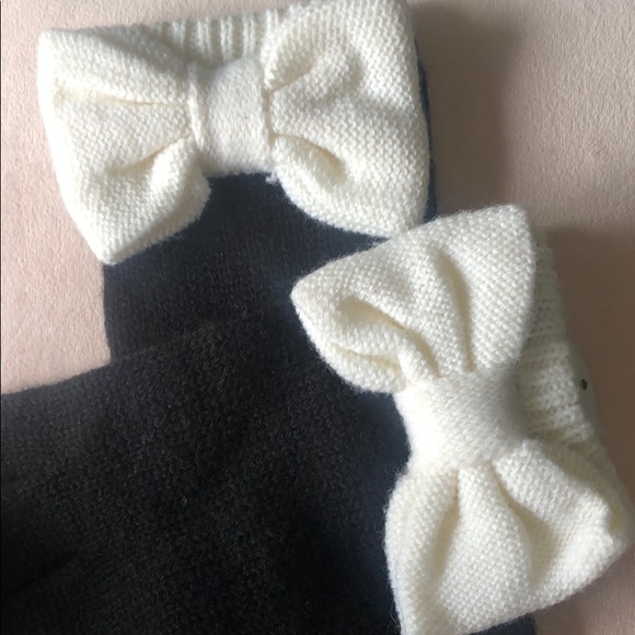 Kate Spade Bow Mittens ! - Picture 2 of 6